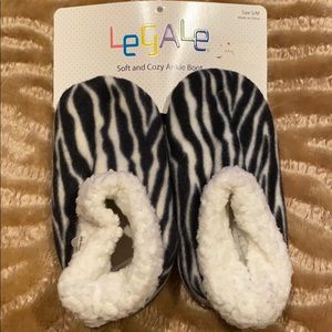 ~Legale~ Soft and Cozy Ankle Boot